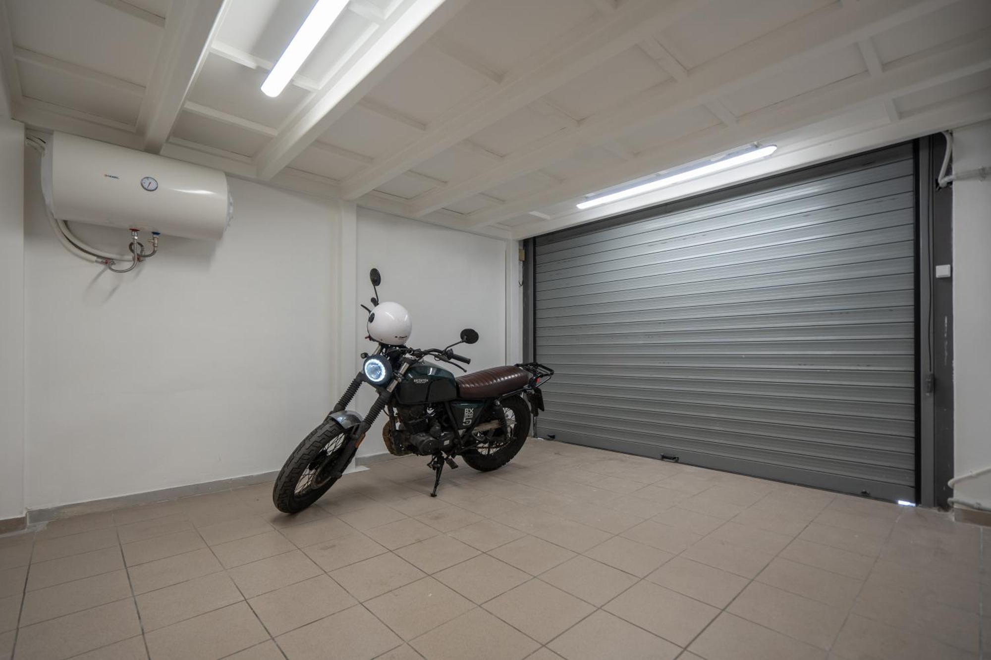 Demeter's Loft-stylish Exclusive Athenian Retreat Apartment *